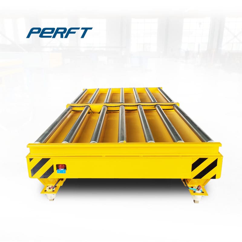Electric flat transfer trolleys for material handling in factory workshop